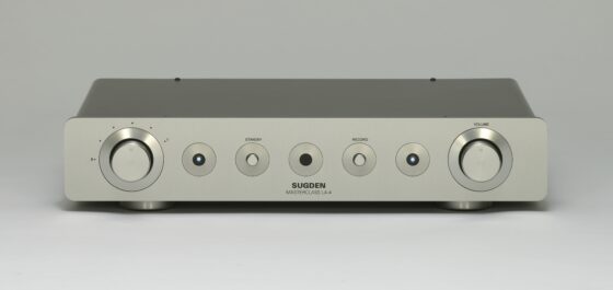 > Sugden Audio Masterclass LA-4 Class ‘A’ Line Pre-Amplifier